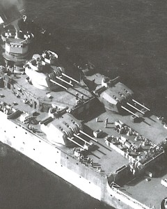 Photograph of 6"/55 guns on Richelieu