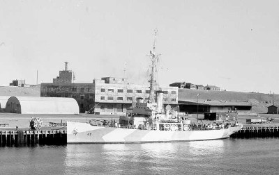 Photograph of Haida class Coast Guard cutter