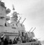 5" twin turrets on Iowa-class battleship