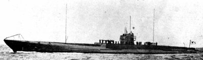 Photograph of I-1, a J1-class submarine