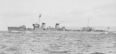 Photograph
                  of Kamikaze-class destroyer
