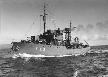 Photograph of HMNZS Kiwi