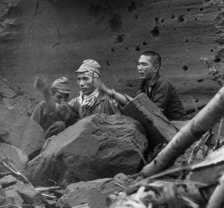 Photograph of Japanese soldiers surrendering