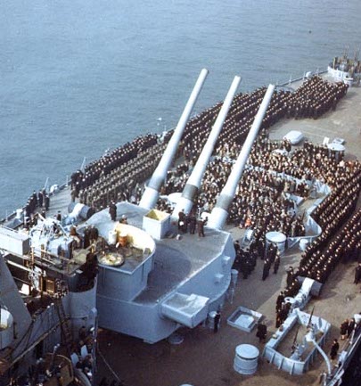 Photograph of 16"/50 guns in Iowa gun turret